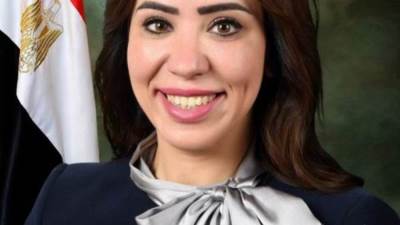 النائبة غادة علي: الحياة الكريمة حلم شباب وسيدات منطقة "الدويقة"