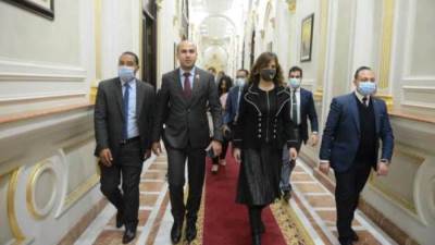 في إطار التعاون بين "الهجرة" وتنسيقية شباب الأحزاب.. نبيلة مكرم: نستهدف تعريف الدارسين بالخارج بطبيعة الحياة البرلمانية