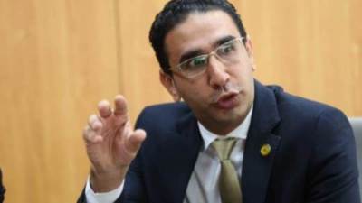 عبدالوهاب خليل: توجيهات الرئيس برفع الحد الأدنى للأجور وزيادة المعاشات يؤكد سعيه لتوفير حياة كريمة