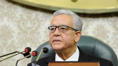 الشيشيني دائم الشكوى من عدم منحه الكلمة وغائب عن حضور الجلسات العامة