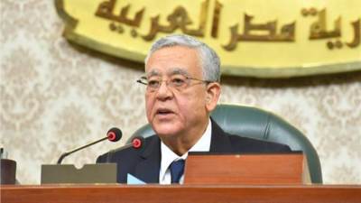 رغم إعتراضاته الكثيره على عدم إعطاءه الكلمة.. رئيس النواب:«بلغوا النائب أحمد الشيشينى إستيائى من عدم إلتزامه بحضور مناقشات البرلمان»