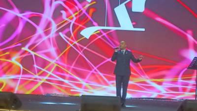 تامر عاشور يشعل أجواء المؤتمر الختامي لمستقبل وطن باستاد القاهرة