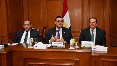 وزير الإسكان أمام الشيوخ: انتقال البرلمان للعاصمة الإدارية يوفر وقت الوزراء