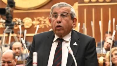 عقب واقعة ضرب الأم المسنّة.. برلماني يطالب بتشريع للتصدي لعقوق الوالدين