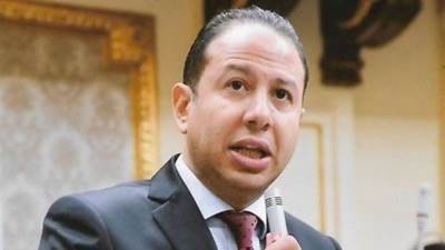 حسن عمار يطالب بمراجعة قرار زيادة أسعار الوقود لحماية الأسر من الغلاء