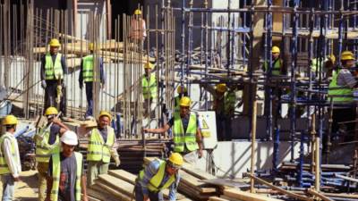 أرباح بالمليارات وأجور متدنية.. انتقادات برلمانية لأداء القطاع الخاص