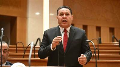 عماد الغنيمي: قانون إعدام الأسرى الفلسطينيين جريمة تشريعية وانتهاك صارخ للقانون الدولي