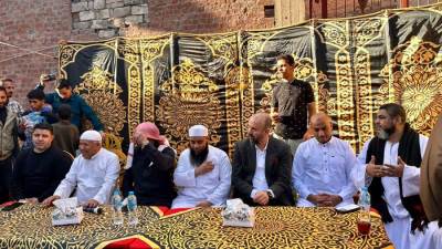 باسم كامل يشارك في جلسة صلح لإنهاء نزاع بعرب البراوي في حلوان