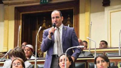 لجنة الاقتراحات تناقش طلب النائب مجاهد نصار لإنشاء رعاية أطفال بشبرا الخيمة